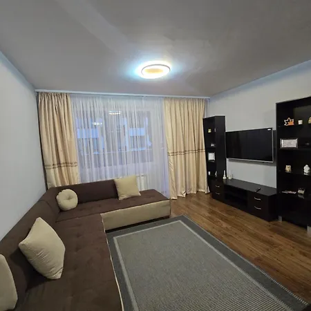 Lux 223 דירה בנסקו