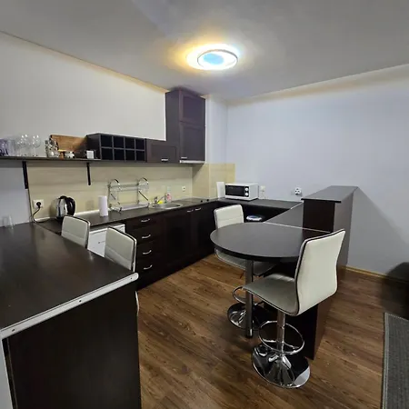 Lux 223 * בנסקו